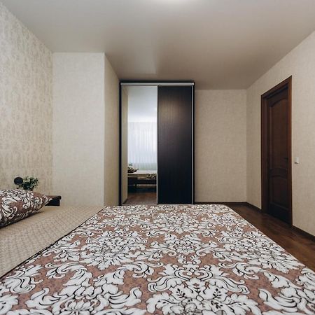 Apart-Smart On Kharkovskaya Near Lavina 1 Floor Apartment Sumy Bagian luar foto